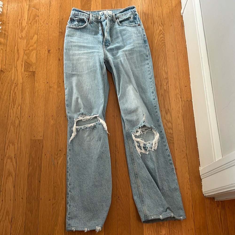 Abercrombie jeans size 25 -90s relaxed jean high rise